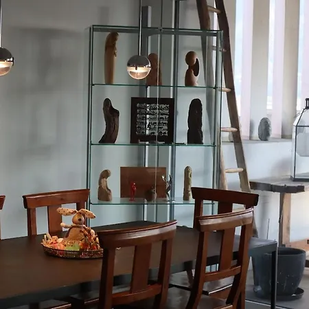 La Brezza Exclusive On Maggiore Apartment *