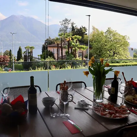 La Brezza Exclusive On Maggiore