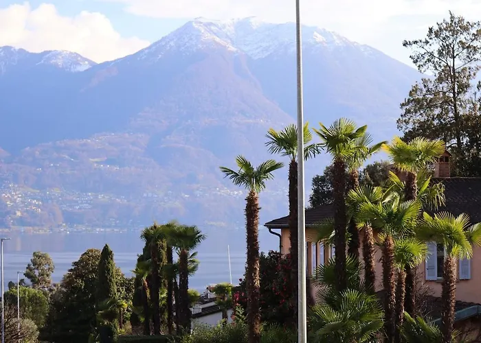 La Brezza Exclusive On Maggiore