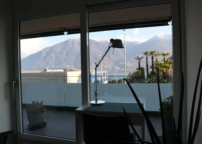 La Brezza Exclusive On Maggiore *