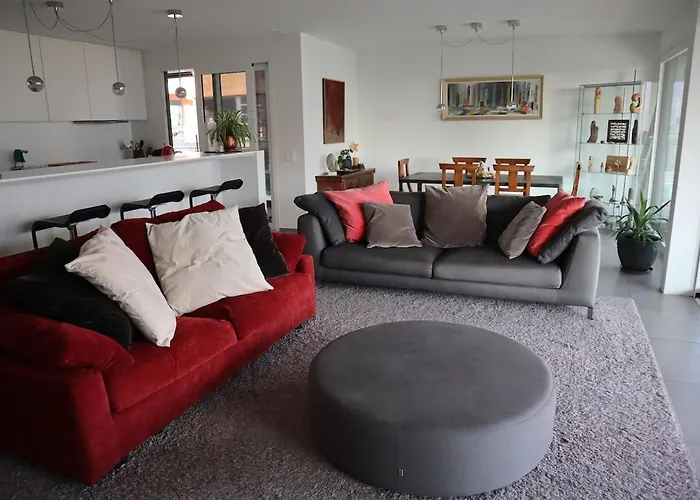 La Brezza Exclusive On Maggiore